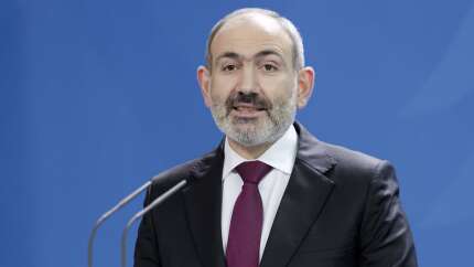 Paşinyan, istifa etmeyeceğini açıkladı