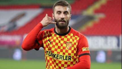 Alpaslan Öztürk'ü Galatasaray kaptı