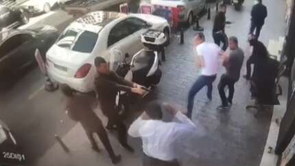 'Maske takmadın' kavgasında silahlar konuştu