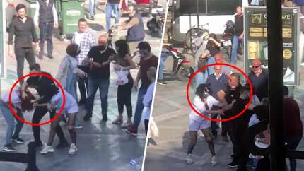 3 genç kız saç saça birbirine girdi! İşlek caddede inanılmaz görüntüler...