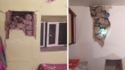 Bingöl depremi sırasında Karakoçan'daki evler yıkıldı