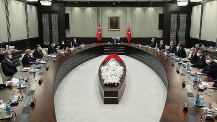 Bakanlardan Bingöl'e destek mesajları yağdı