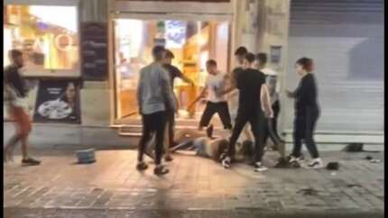 İstiklal Caddesi'nde kadınların kavgası kamerada!