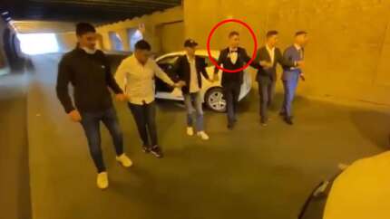 Trafik magandalarından akılalmaz hareket! Utanmadan bir de kameraya çektiler...