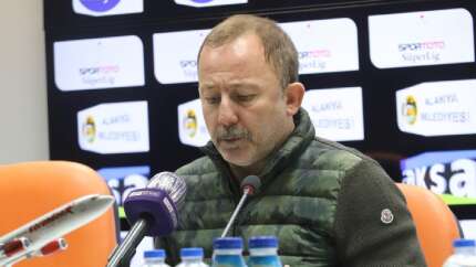 Beşiktaş Teknik Direktörü Sergen Yalçın: Bu kadar çaresiz kaldığımı hatırlamıyorum!