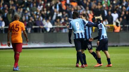 Adana Demirspor, Galatasaray'ı Yunus Akgün'le vurdu... Sarı-Kırmızılılar'ın galibiyet hasreti 7 maça çıktı