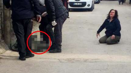 Sokak ortasında ölüme terk edilen oğlunu gören acılı annenin feryadı yürekleri yaktı!