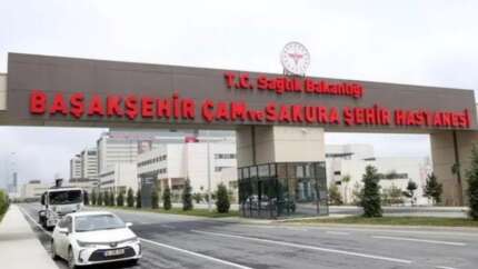 Hemşirenin 'Hamileyim yapmayın' yakarışlarına aldırmadılar! Yere yatırıp karnını tekmelediler!