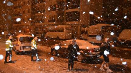 Karda drift şovu, 9 bin 125 liraya patladı