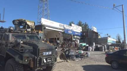 Komşu esnaf arasında silahlı park kavgası: 1 ölü, 3'ü ağır 6 yaralı