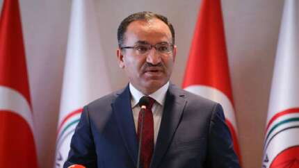 Bozdağ: Yargı kararları, siyasi taraftarlığa uygunluğa göre değerlendirilemez!
