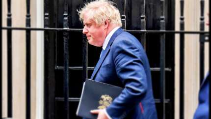 İngiltere Başbakanı Boris Johnson resmen istifa etti!