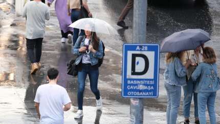 AFAD ve Meteoroloji'den peş peşe uyarı: İstanbul ve Ankara dahil 12 ilde kırmızı alarm! Sağanak geliyor...