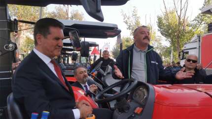 "Çiftçi traktör alamıyor" diyen Sarıgül'e şoke eden yanıt