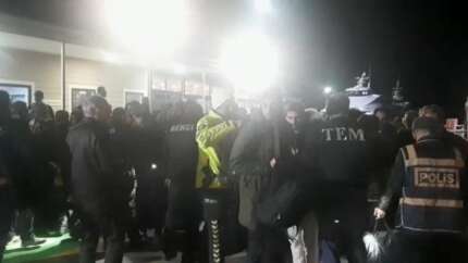 'Deniz otobüslerinde bomba var' ihbarı! Vali Canbolat'tan açıklama