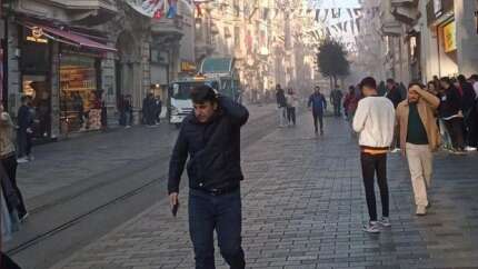 İstiklal Caddesi'nde patlama: Çok sayıda ekip sevk edildi