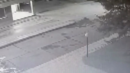 Depremin şiddeti güvenlik kameralarına yansıdı