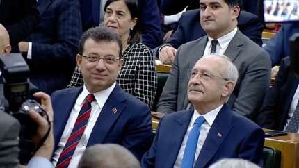 Ekrem İmamoğlu, CHP Grup Toplantısı'na ilk defa katıldı! Kılıçdaroğlu: Baba-oğul gibiyiz!