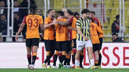 Galatasaray - Fenerbahçe derbisinde bir ilk! O isim tarihe geçti...