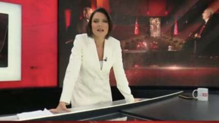 Ekranlara geri dönen ünlü sunucu Ece Üner SADAT'ı topa tuttu, TV 100'ün muhalif yüzü olacağını gösterdi