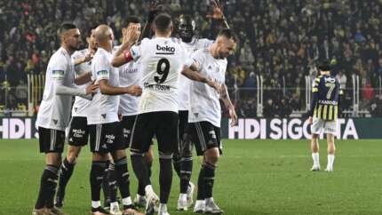 Fenerbahçe 2 - 4 Beşiktaş | Maçın geniş özeti...