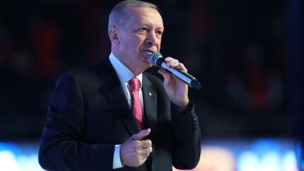 Erdoğan'dan gençlere müjdeler art arda: Cep telefonu ve bilgisayarda vergi muafiyeti geliyor!