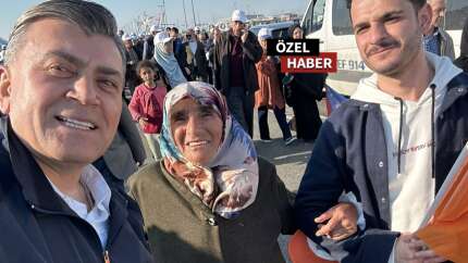 Dev mitingden ilginç kareler! 87 yaşındaki Medine Nine mitinge geldi!