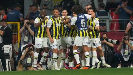 Fenerbahçe 2 - 0 Başakşehir | Maçın geniş özeti...