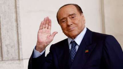 İtalya eski başbakanı Silvio Berlusconi hayatını kaybetti!