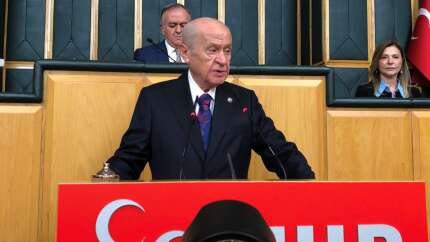 Devlet Bahçeli'den emekli maaşlarına 'seyyanen zam' çağrısı! "8077 TL emekli kök ücretlerine de yansıtılmalıdır"