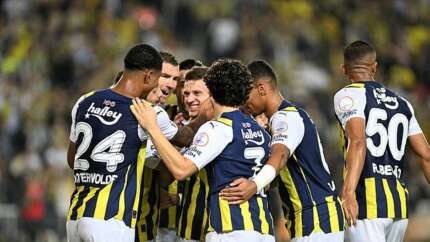 Fenerbahçe 4 - 0 Başakşehir | Maçın geniş özeti...