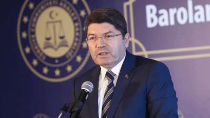 Göreve iade edilen FETÖ'cü hakim ve savcılar yeniden ihraç edilebilir! Bakan Tunç'tan dikkat çeken açıklama...