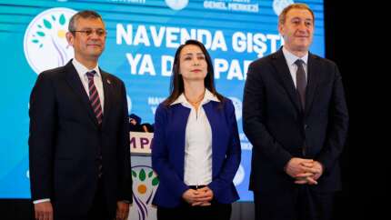 CHP, DEM'lilere kendi kontenjanından yer açıyor... 20 DEM'li CHP listelerinden İBB Meclisi'ne girecek!