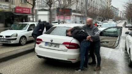 Göçmen kaçakçılığı organizatörlerine 'KALKAN-13' operasyonu: 42 organizatör ile 333 göçmen yakalandı