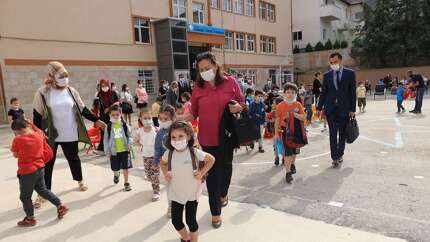 MEB'de yeni dönem! Artık okula gitmek isteyen veliler randevu alacak