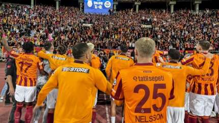 Galatasaray'dan peş peşe flaş Süper Kupa paylaşımları!