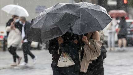 Meteorolojiden Ankara için yağmur, fırtına ve toz taşınımı uyarısı!