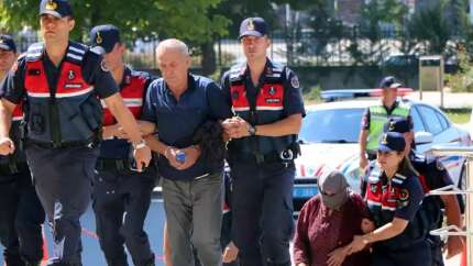 Husumetlisini, 3 yaşındaki torununun gözü önünde öldürmüştü! Verilen ceza belli oldu