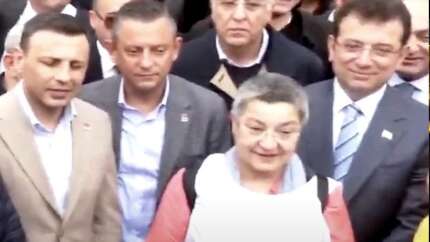 Özgür Özel ve Ekrem İmamoğlu TSK'ya 'kimyasal' iftirası atan Şebnem Korur Fincancı ile yan yana