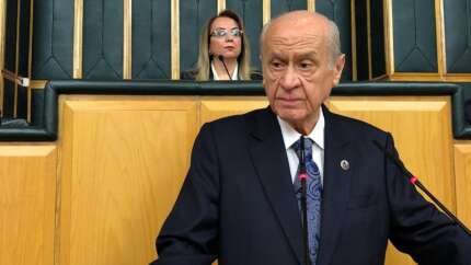 MHP lideri Bahçeli: Birkaç Emniyet müdürünün açığa açılmasıyla geçiştirilmeyecek bir komplo devrededir!