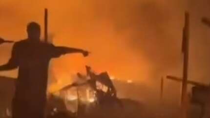 İsrail yerinden edinilen Filistinlilerin kampını bombaladı: 40 ölü