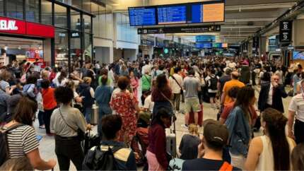 Fransa'da Olimpiyat Oyunları'na sabotaj girişimi! Hızlı tren ağına saldırı! 800 bin yolcu etkilendi...