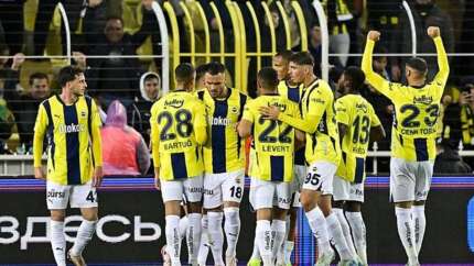 Fenerbahçe'de yedekler yıldızlaştı, Zenit Kadıköy'de yıkıldı! Fenerbahçe 2 - 1 Zenit | Maçın özeti