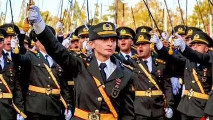 İhraç talebi sonrası AK Parti'den teğmenler için dikkat çeken açıklama: Herkes aklıselim ile kararı beklesin
