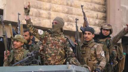 Muhalifler, PKK/YPG'nin kontrolündeki Tel Rıfat'ı tamamen kuşattı!