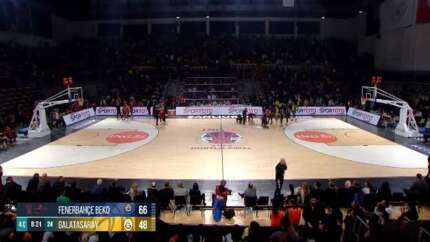 Dev derbi yarıda kaldı: Galatasaray salonu terk etti!