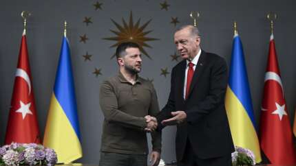 Yeni dünya düzeni yükleniyor! NATO’nun geleceği sorgulanmaya başladı! ABD ve Rusya masada, Zelensky Türkiye’de Avrupa ortada yok