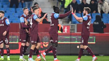 Trabzonspor Karadeniz derbisinde farka gitti, kupada 'devam' dedi! Trabzonspor 5 - 2 Çaykur Rizespor | Maçın özeti