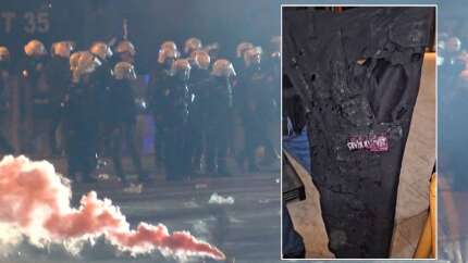 Saraçhane'de polis memuruna "asit"li saldırı! Üniforması yandı, Allah'tan yüzüne gelmedi