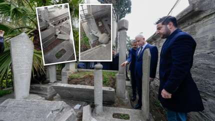 Protestoculardan ecdat yadigarı camide büyük saygısızlık! İstanbul Valisi Davut Gül, Şehzadebaşı Camii'nde incelemelerde bulundu!